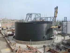 Vanntanker for industri