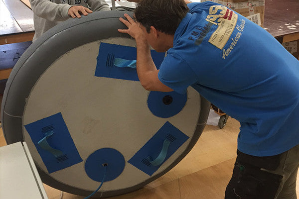 Skive formet oppblåsbar plugg