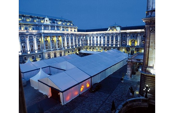 Telt med aluminiums ramme