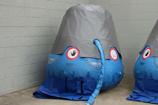 Landing bags for recovering small vehicles