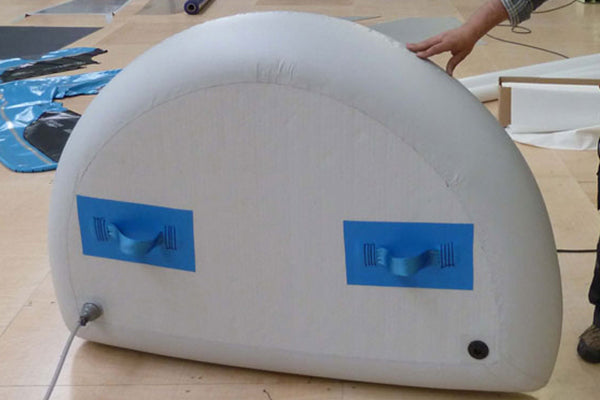 Skive formet oppblåsbar plugg