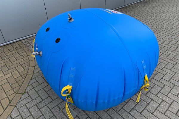 Konvertible bergings poser