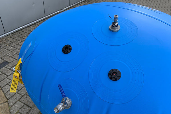 Konvertible bergings poser