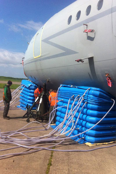 Løfte- og støttesystemer for berging av fly og andre komplekse prosjekter