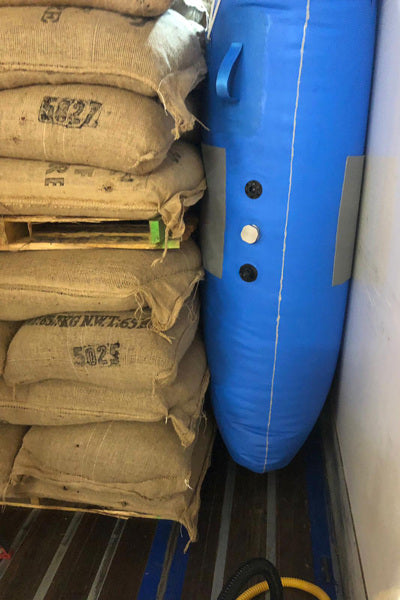 Oppblåsbare puter for sikring av last