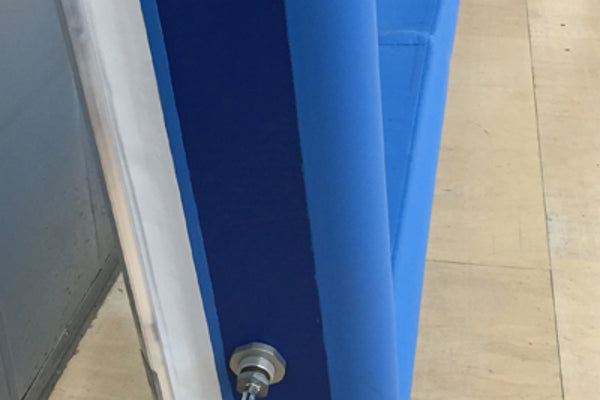 Oppblåsbare tetninger for sikker tømming av lastebiler