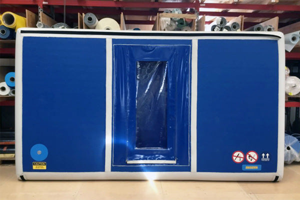 Oppblåsbar vegg mot støv