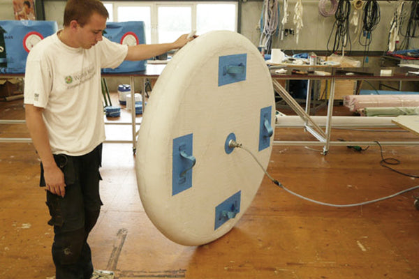 Skive formet oppblåsbar plugg