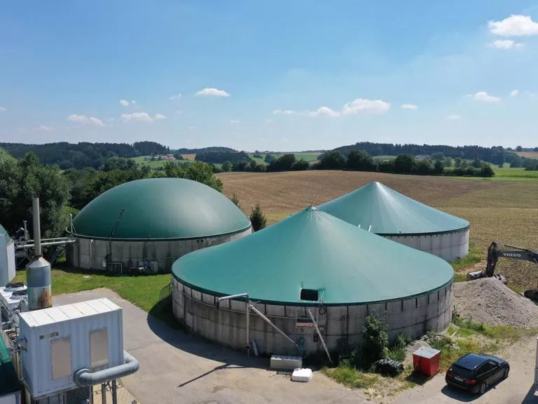 Lys styrings telt med galvanisert senter søyle og kraftig lystett duk leveres opp til 40 meter i diameter
